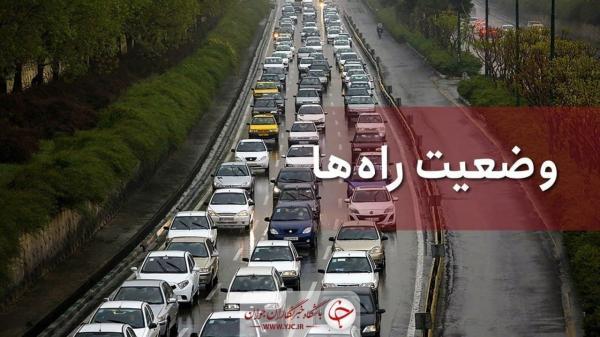 ترافیک سنگین در آزاد راه قزوین-کرج و محور شهریار-تهران ترافیک سنگین در آزاد راه قزوین، کرج و محور شهریار، تهران