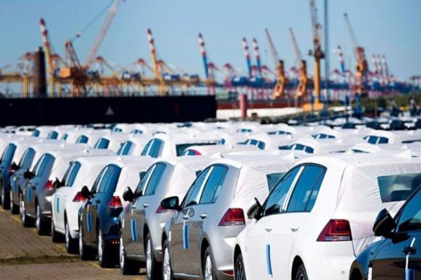واکنش شورای رقابت به افزایش 500 میلیونی قیمت محصولات یک خودروساز ، قیمت خودرو هفته بعد کاهش می یابد
